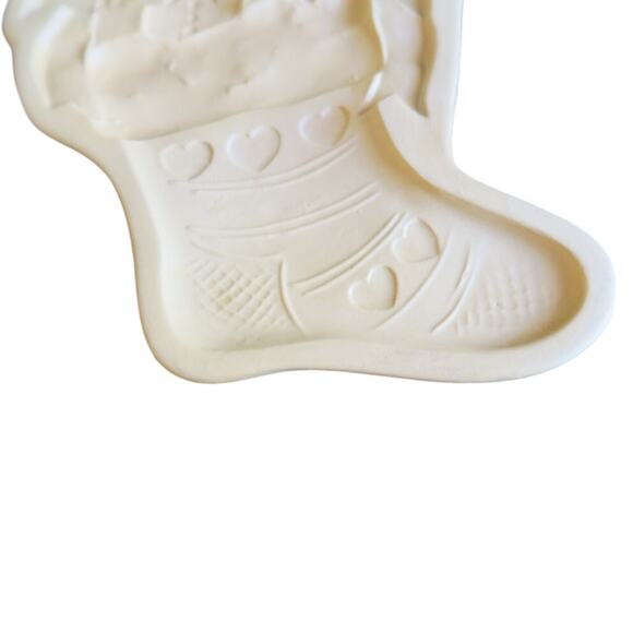 Vtg Brown Bag Cookie Art Mold 1987 Christmas Stocking Red Ribbon Hill Design - Picture 7 of 9